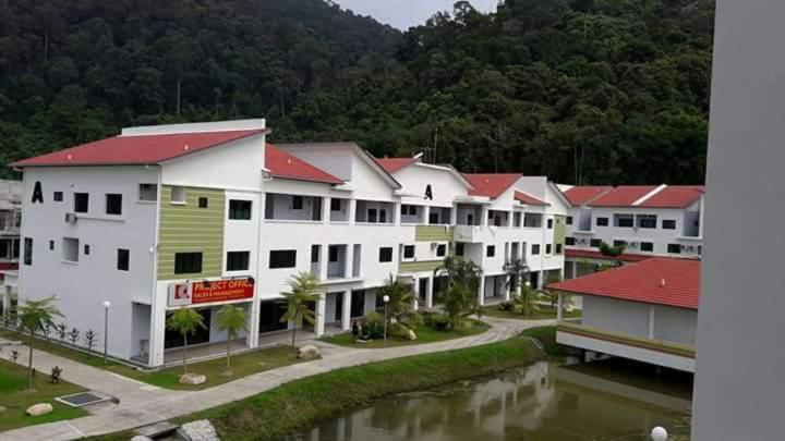 Homestay Lot 10 Pangkor بانكور المظهر الخارجي الصورة